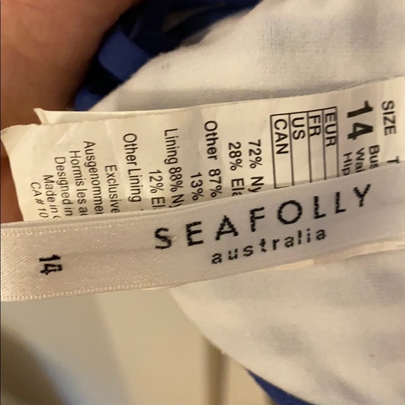 Seafolly Bikini- Large Top, Small Bottoms - Picture 4 of 5